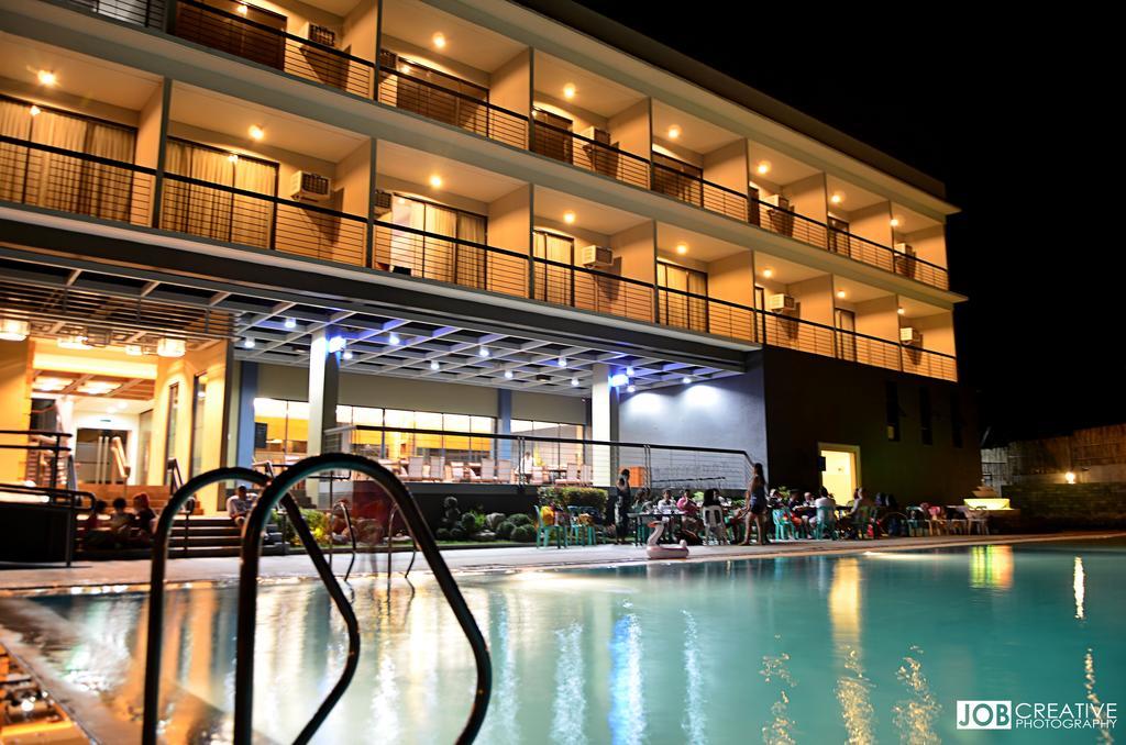 Rivermount Hotel And Resort Sarrat Kültér fotó