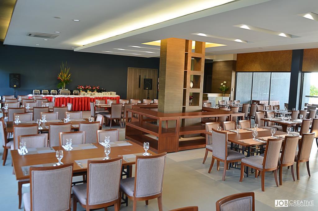 Rivermount Hotel And Resort Sarrat Kültér fotó