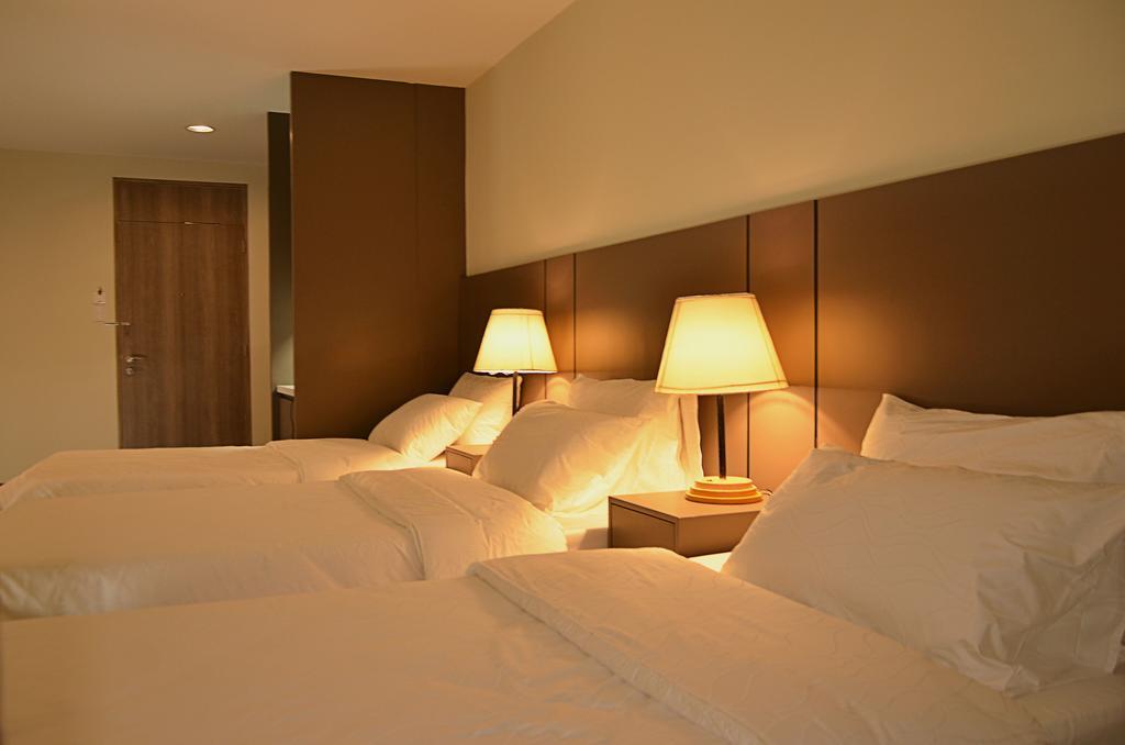 Rivermount Hotel And Resort Sarrat Kültér fotó