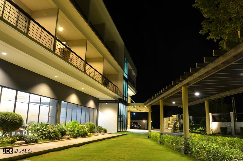 Rivermount Hotel And Resort Sarrat Kültér fotó