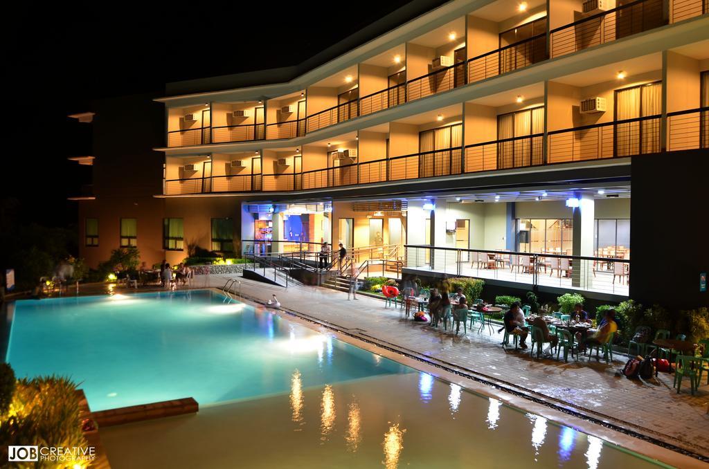 Rivermount Hotel And Resort Sarrat Kültér fotó
