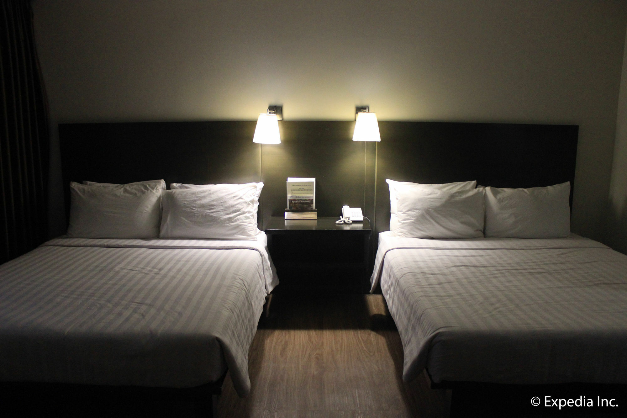 Rivermount Hotel And Resort Sarrat Kültér fotó